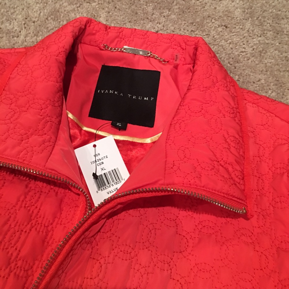 Ivanka Trump Jacket - Picture 2 of 4